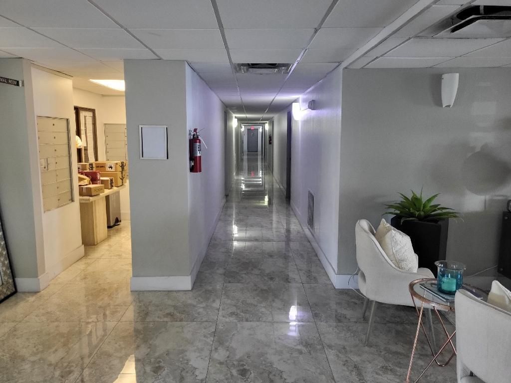 550 Bayshore Drive, Unit 104, Fort Lauderdale, FL 33304 Photo