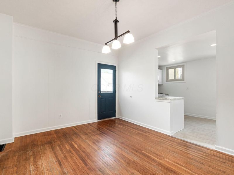 219 N State Street, Westerville, OH 43081 Photo 10