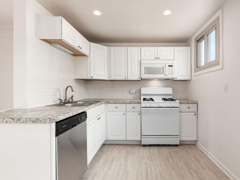 219 N State Street, Westerville, OH 43081 Photo 15