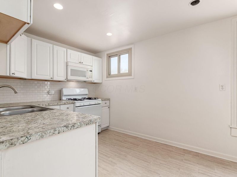 219 N State Street, Westerville, OH 43081 Photo 16