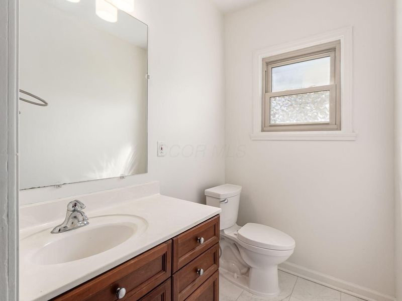 219 N State Street, Westerville, OH 43081 Photo 19