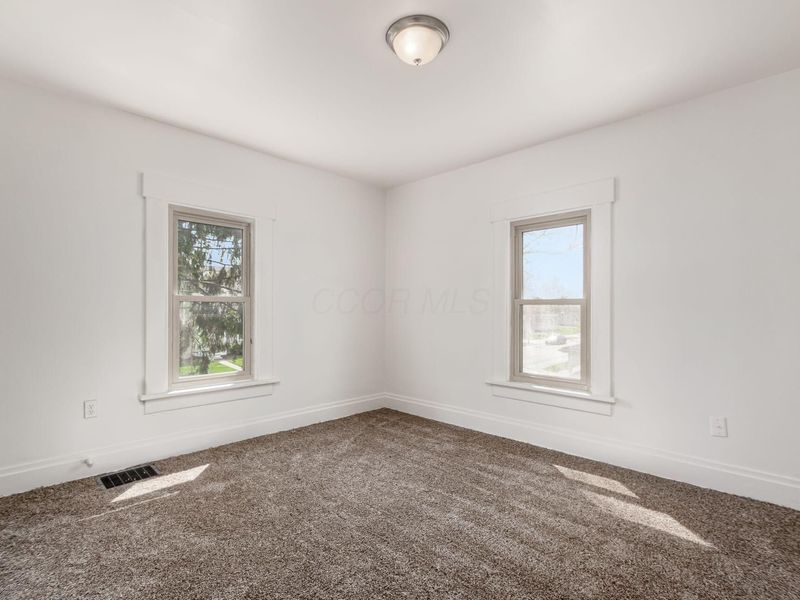 219 N State Street, Westerville, OH 43081 Photo 28