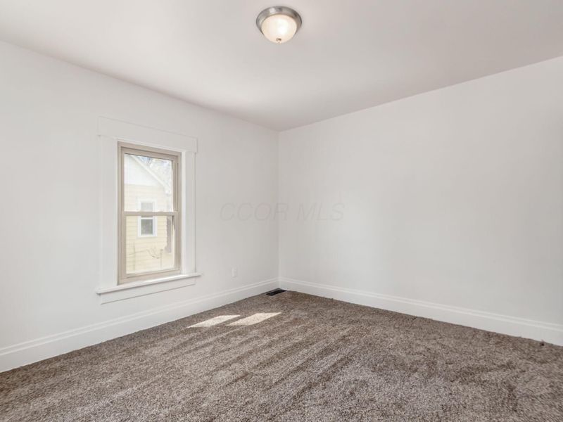 219 N State Street, Westerville, OH 43081 Photo 30