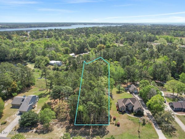 173 Riverside Drive , Varnamtown, NC 28462