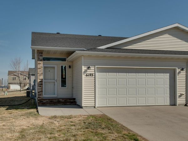 6193 56th Avenue S, Fargo, ND 58104