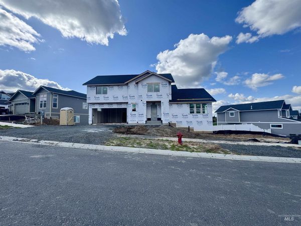 409 Ryan Ln, Moscow, ID 83843