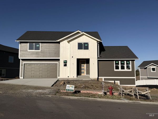 409 Ryan Ln, Moscow, ID 83843