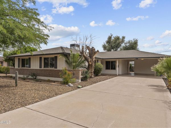 1229 E MANHATTON Drive, Tempe, AZ 85282