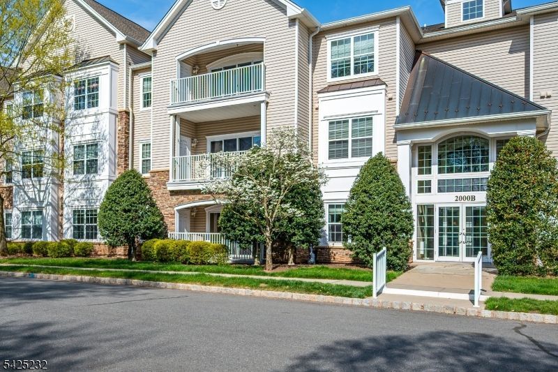 2108 Conrad Way, Franklin, NJ 08873 Main Photo