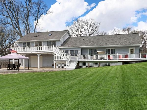 7512 336th AVENUE, Burlington, WI 53105