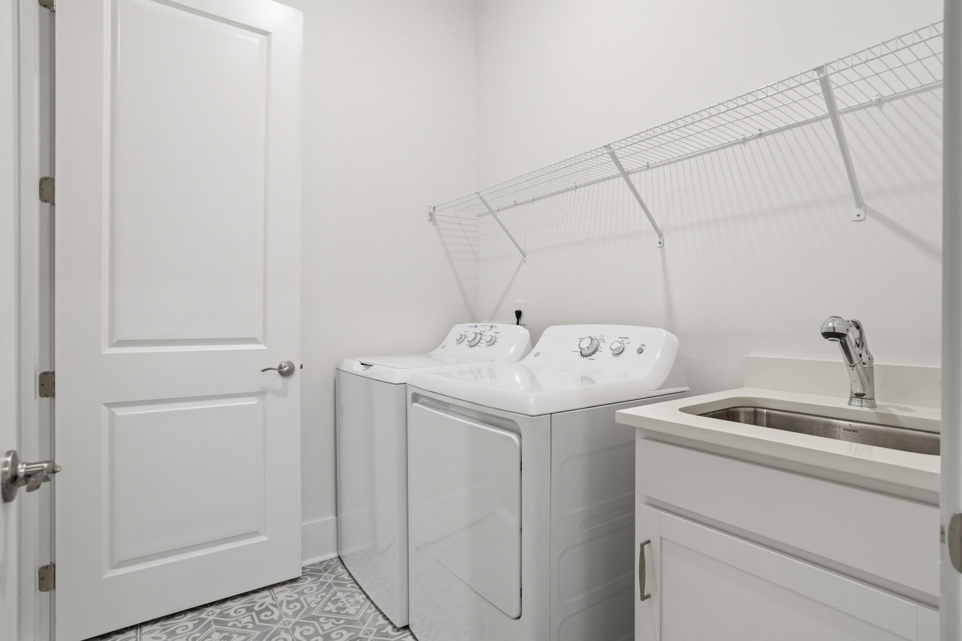 128 Summerwind Drive Photo 29