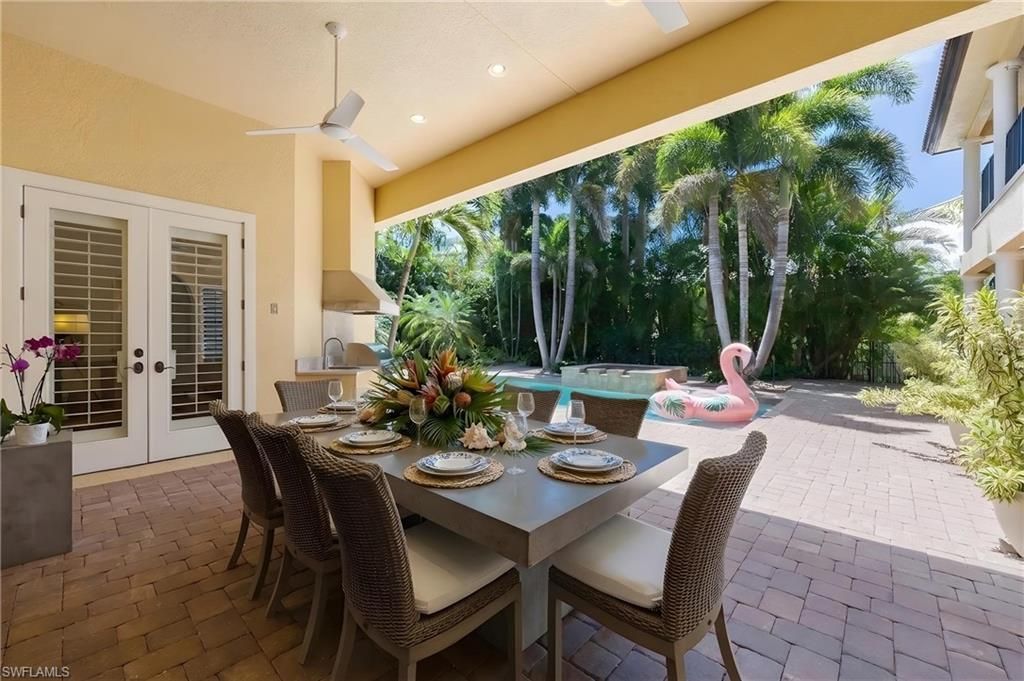 3310 Crayton Rd , Naples, FL 34103 Photo