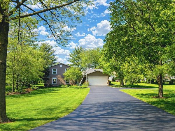 13310 N Red Coat Drive, Lemont, IL 60439