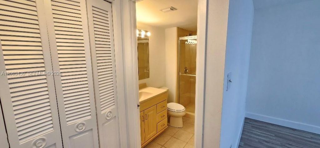 18051 Biscayne Blvd , Unit 802, Aventura, FL 33160 Photo