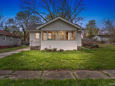 1717 WOLCOTT Street, Flint, MI 48504