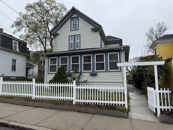 38 Bailey St, Boston, MA 02124