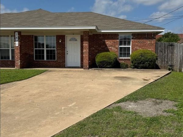 1501 Windward Drive , Unit B, Killeen, TX 76543