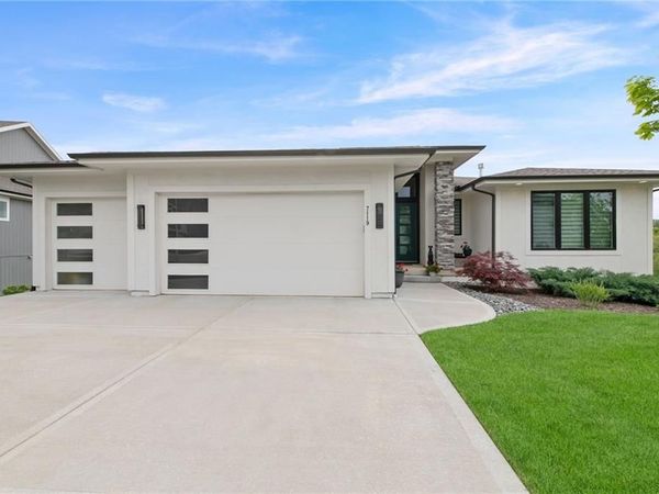 7119 Gillette Street, Shawnee, KS 66216