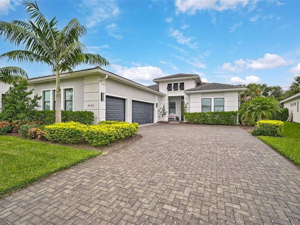 4940 SURFSIDE CIRCLE , BRADENTON, FL 34211