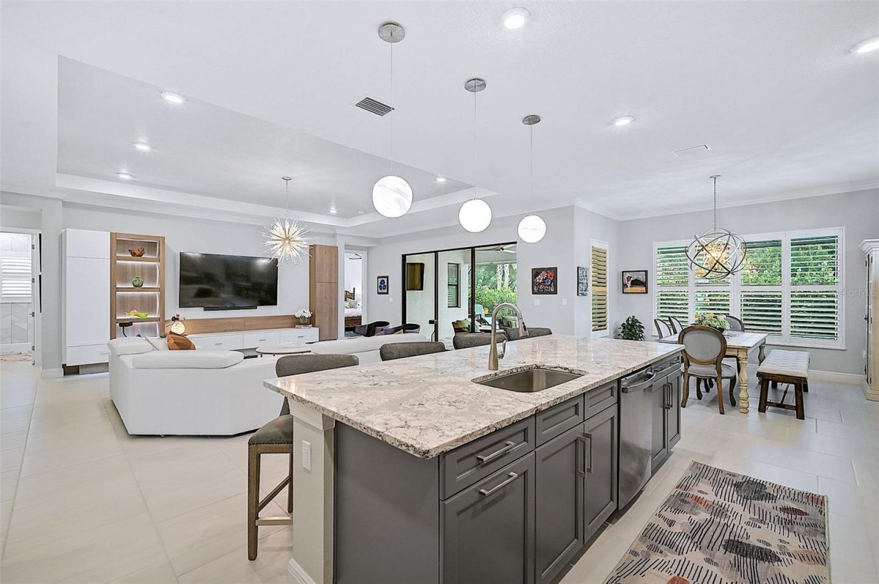 4940 Surfside Circle , Bradenton, FL 34211 Photo