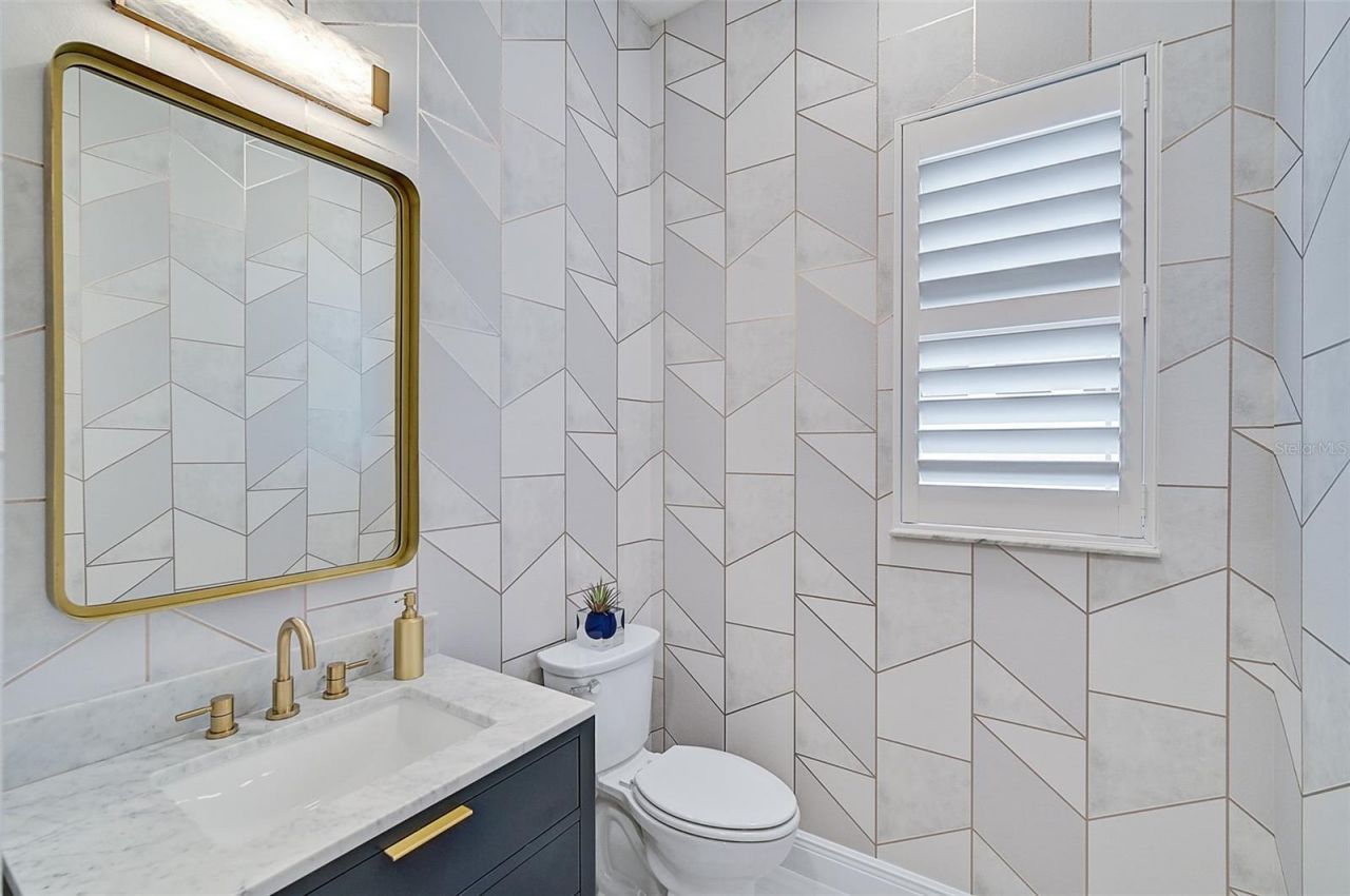 4940 Surfside Circle , Bradenton, FL 34211 Photo