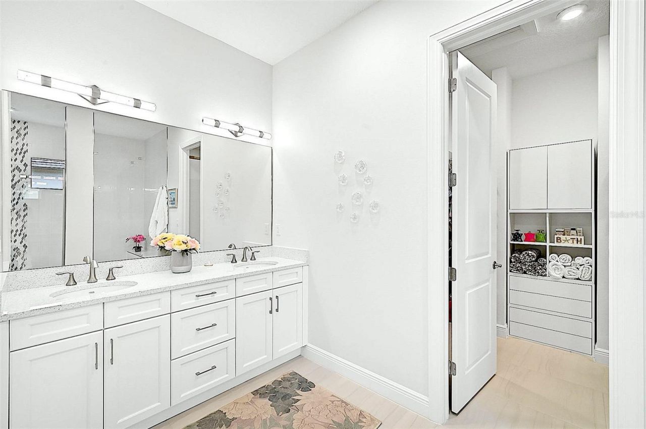 4940 Surfside Circle , Bradenton, FL 34211 Photo