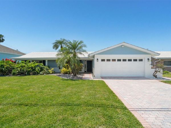 11900 7TH STREET E, TREASURE ISLAND, FL 33706