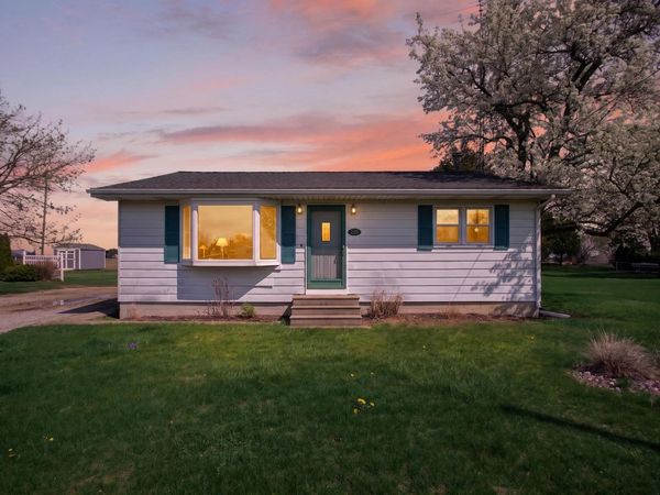 280 Somerset Drive, Cement City, MI 49233