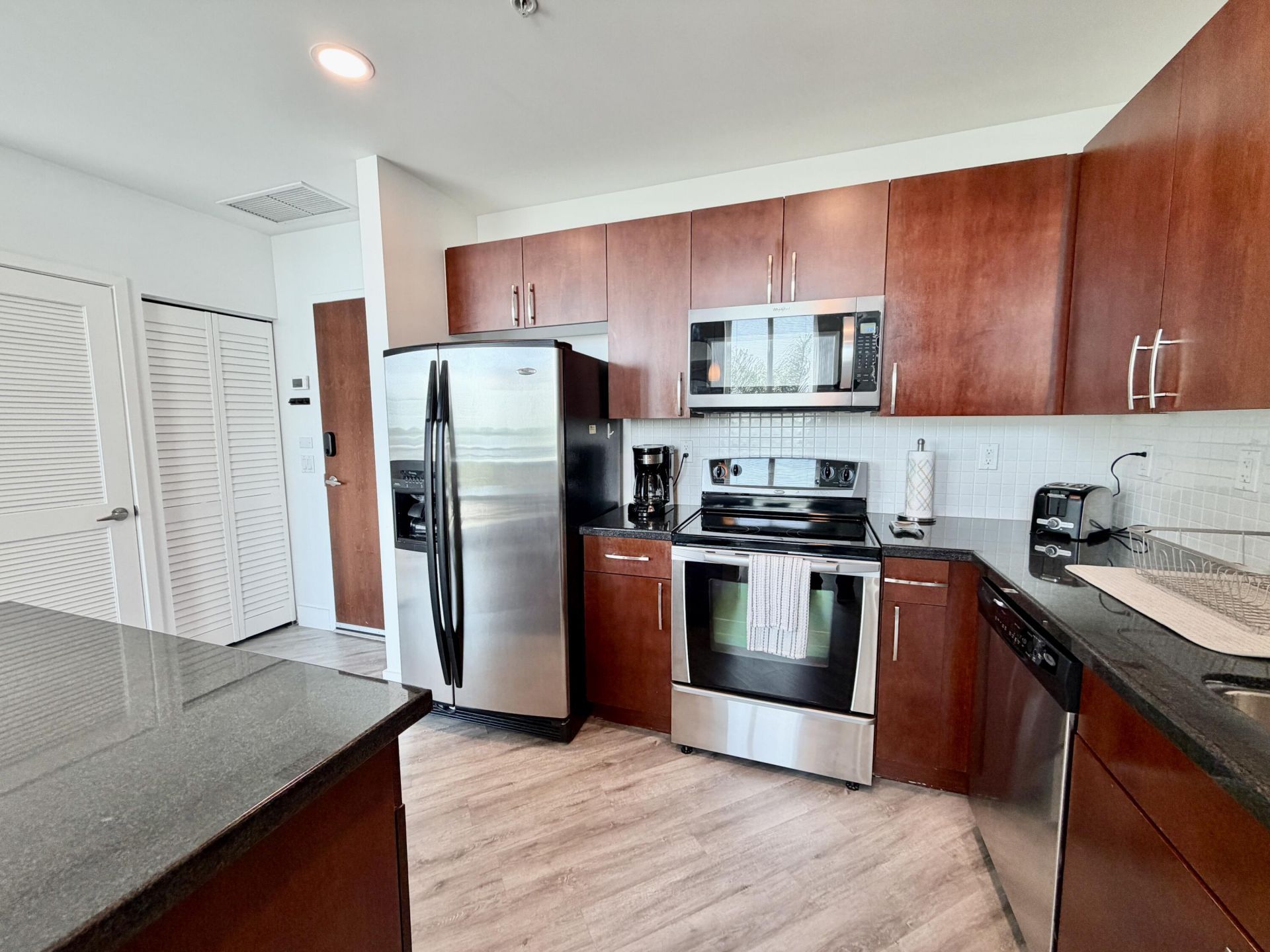 300 S Australian Avenue, Unit 322, West Palm Beach, FL 33401 Photo
