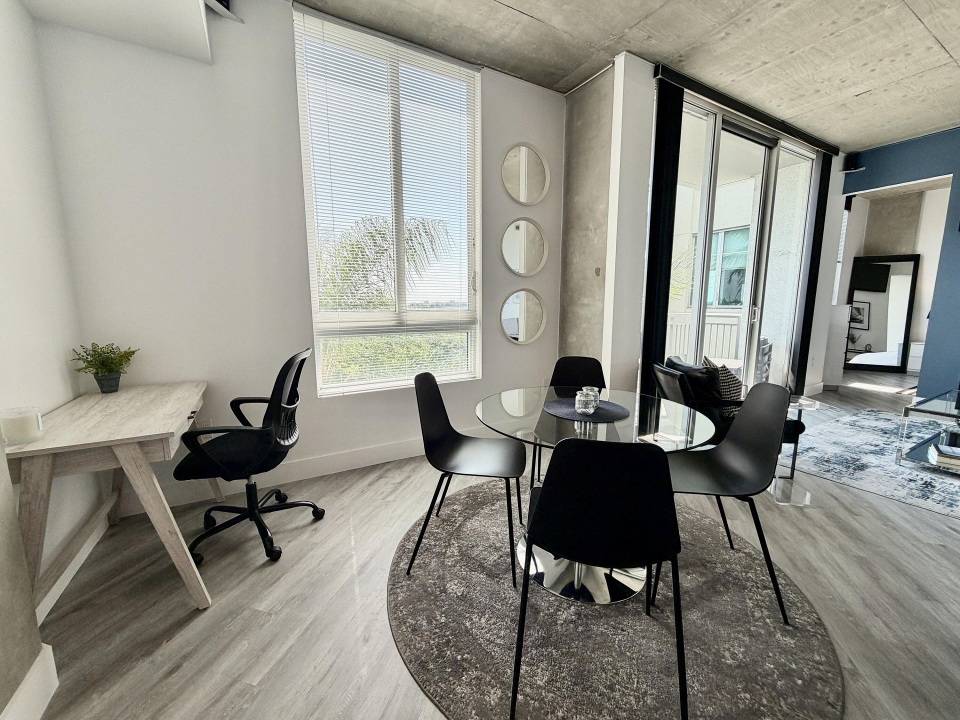 300 S Australian Avenue, Unit 322, West Palm Beach, FL 33401 Photo