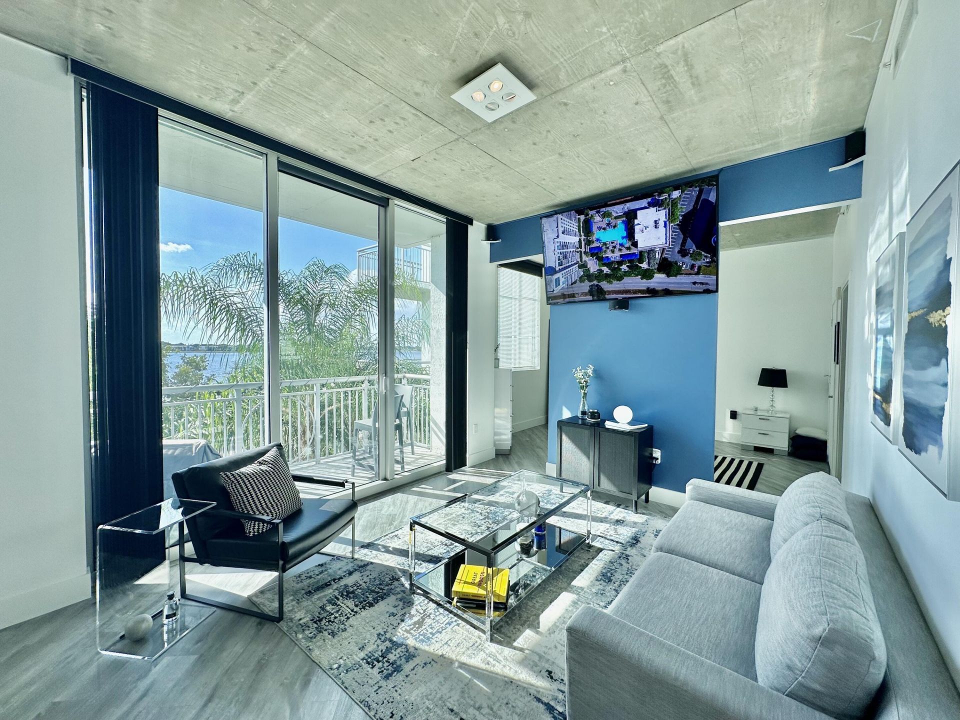 300 S Australian Avenue, Unit 322, West Palm Beach, FL 33401 Photo