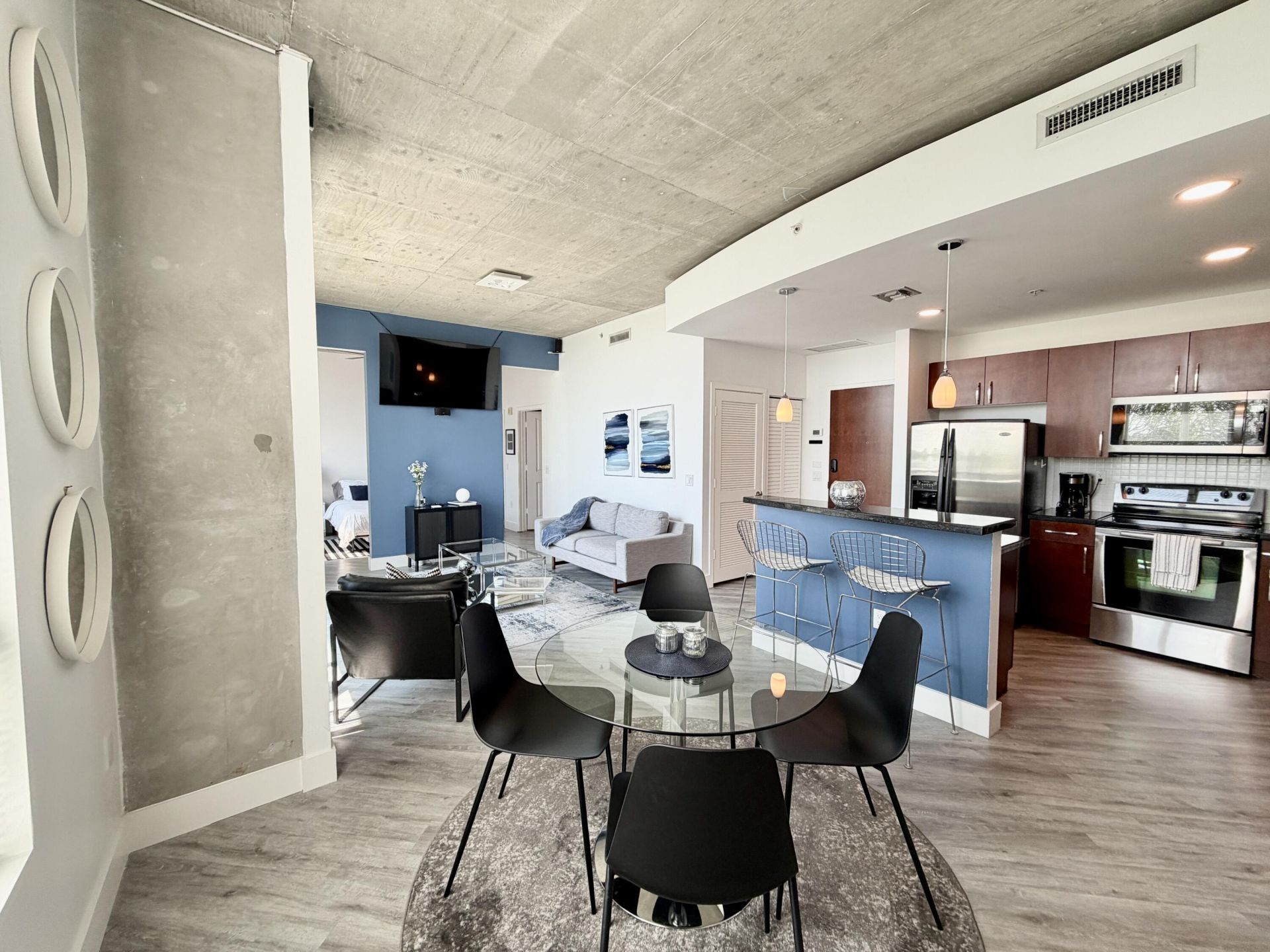 300 S Australian Avenue, Unit 322, West Palm Beach, FL 33401 Photo