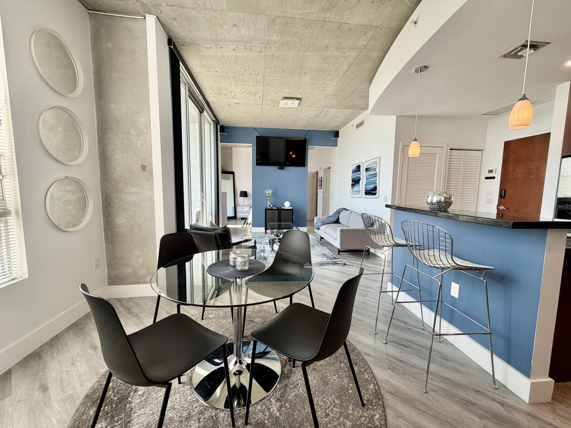 300 S Australian Avenue, Unit 322, West Palm Beach, FL 33401 Photo