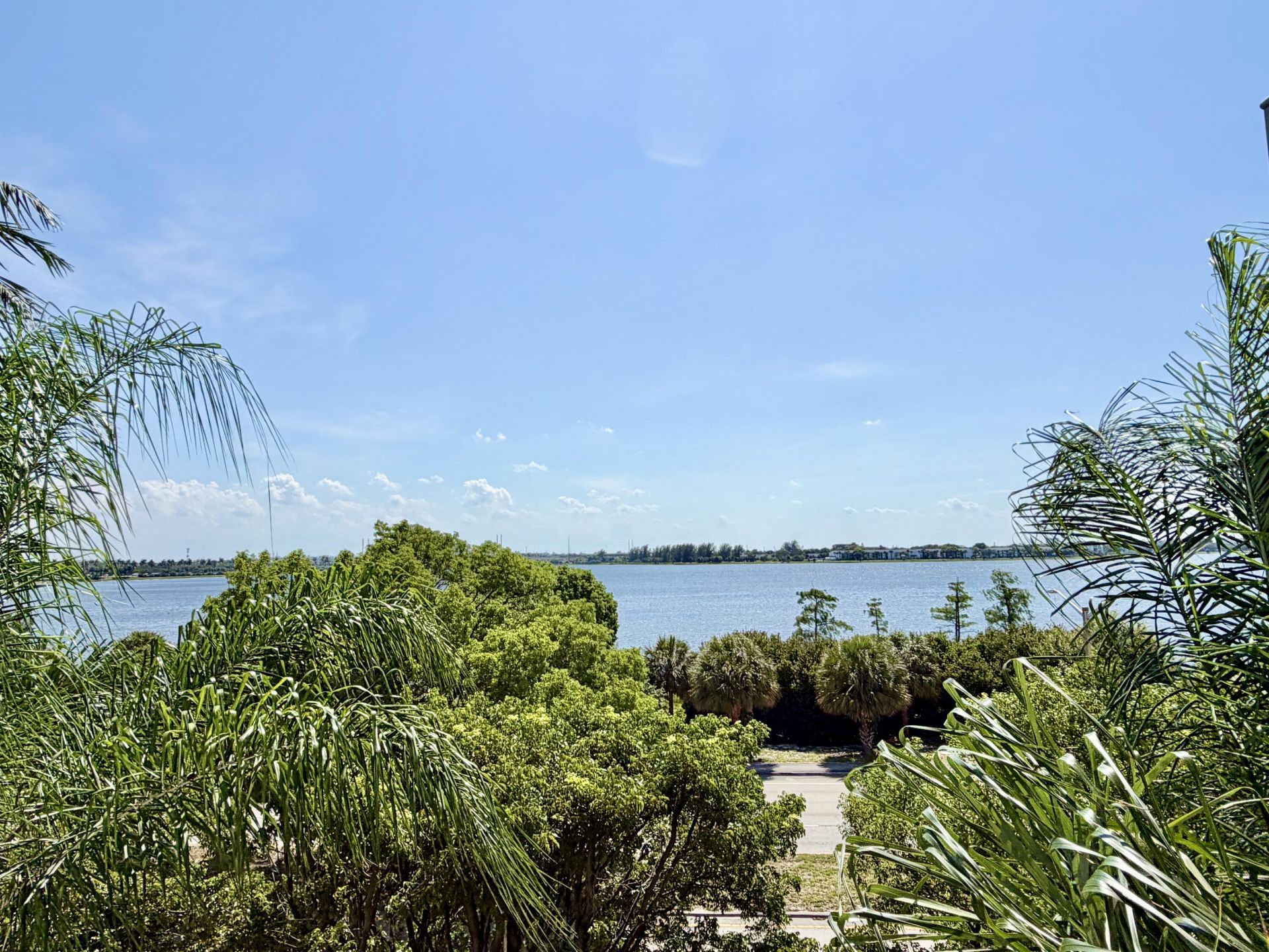 300 S Australian Avenue, Unit 322, West Palm Beach, FL 33401 Photo
