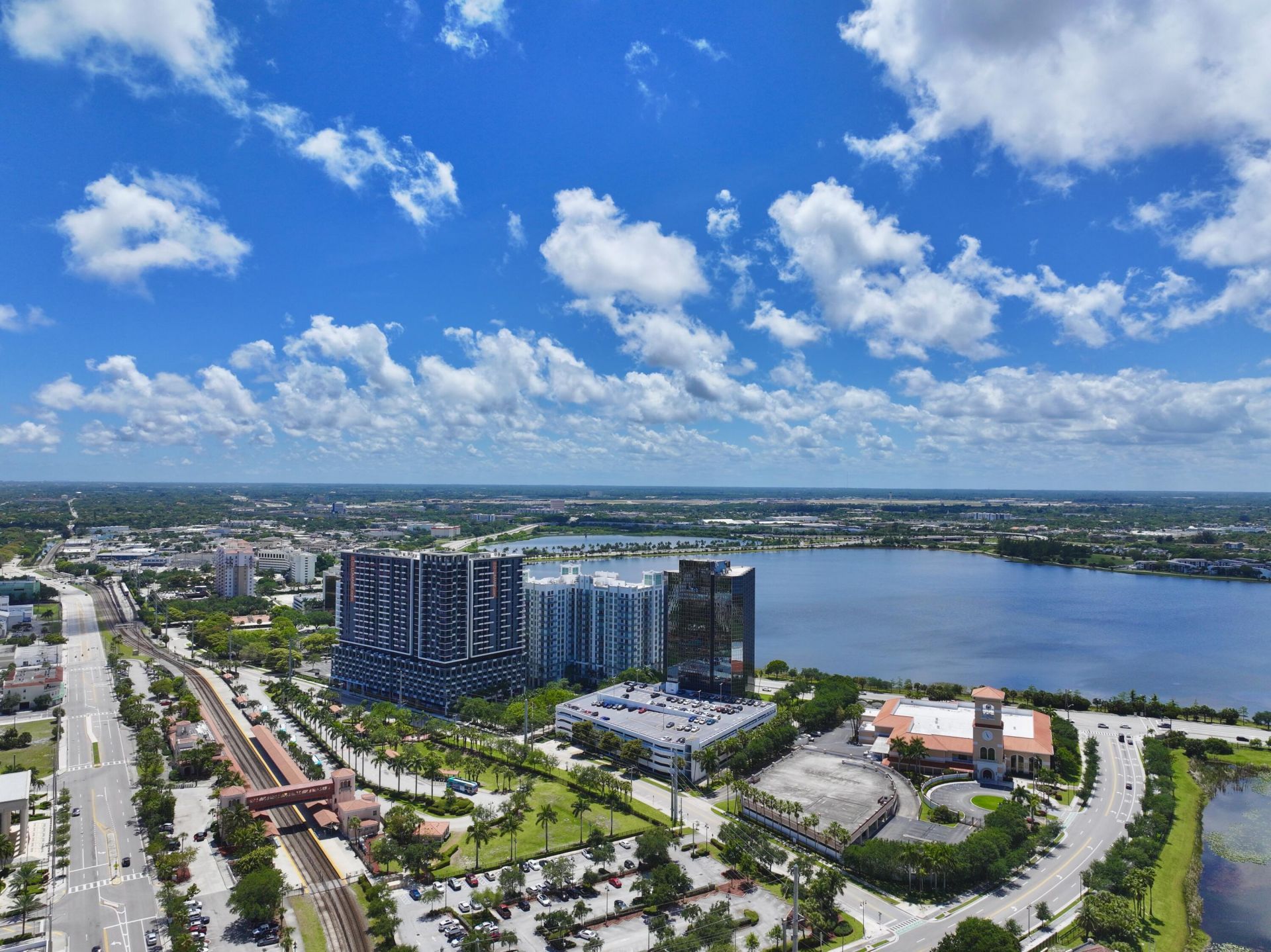 300 S Australian Avenue, Unit 322, West Palm Beach, FL 33401 Photo