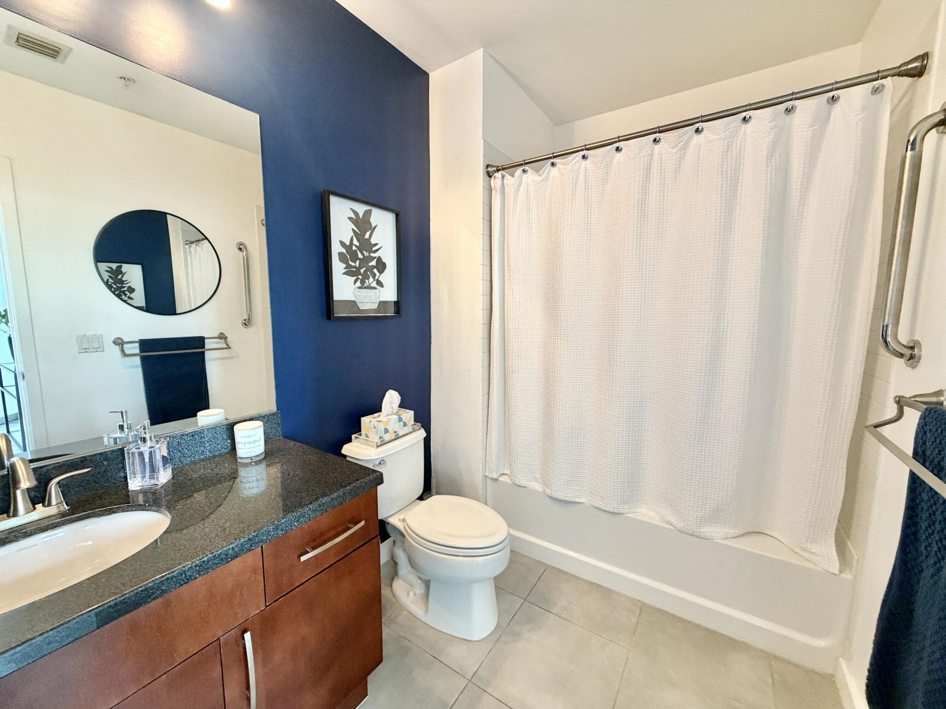 300 S Australian Avenue, Unit 322, West Palm Beach, FL 33401 Photo