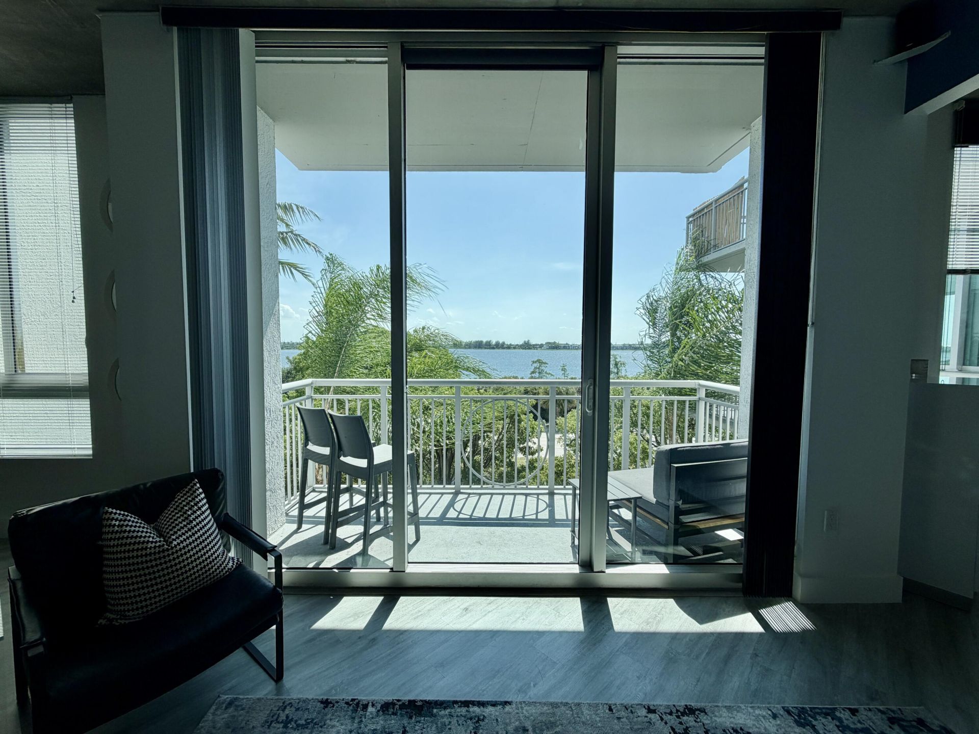 300 S Australian Avenue, Unit 322, West Palm Beach, FL 33401 Photo