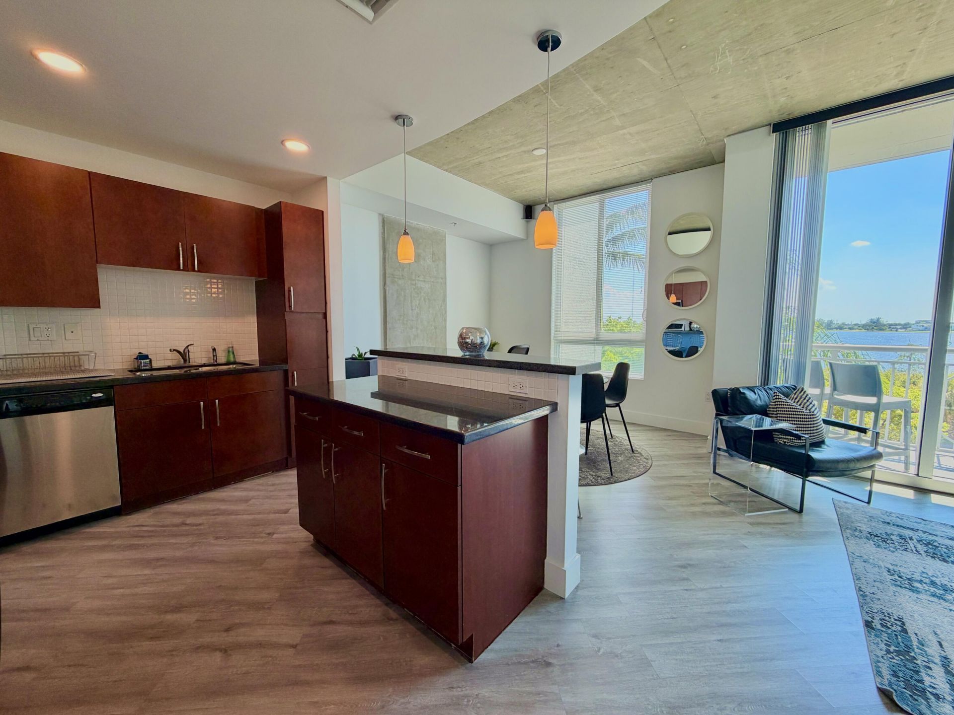 300 S Australian Avenue, Unit 322, West Palm Beach, FL 33401 Photo