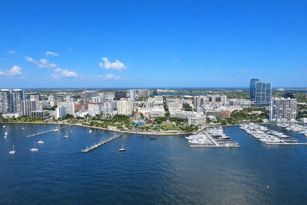 300 S Australian Avenue, Unit 322, West Palm Beach, FL 33401 Photo