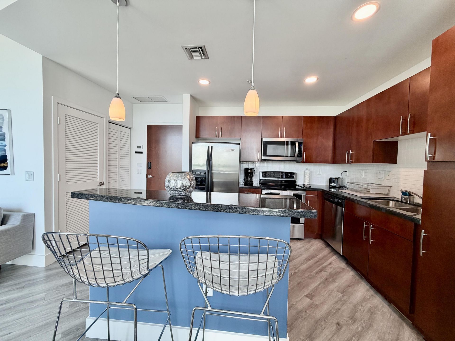 300 S Australian Avenue, Unit 322, West Palm Beach, FL 33401 Photo