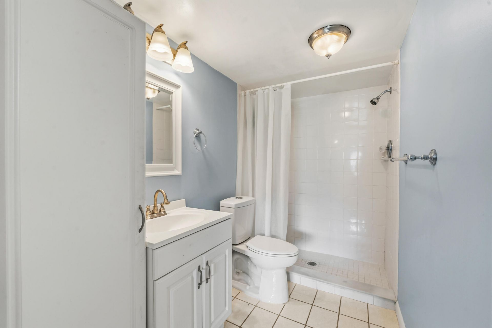 2050 Oleander Boulevard, Unit 1-106, Fort Pierce, FL 34950 Photo