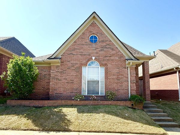 6833 SHOWBOAT LN, Cordova, TN 38018