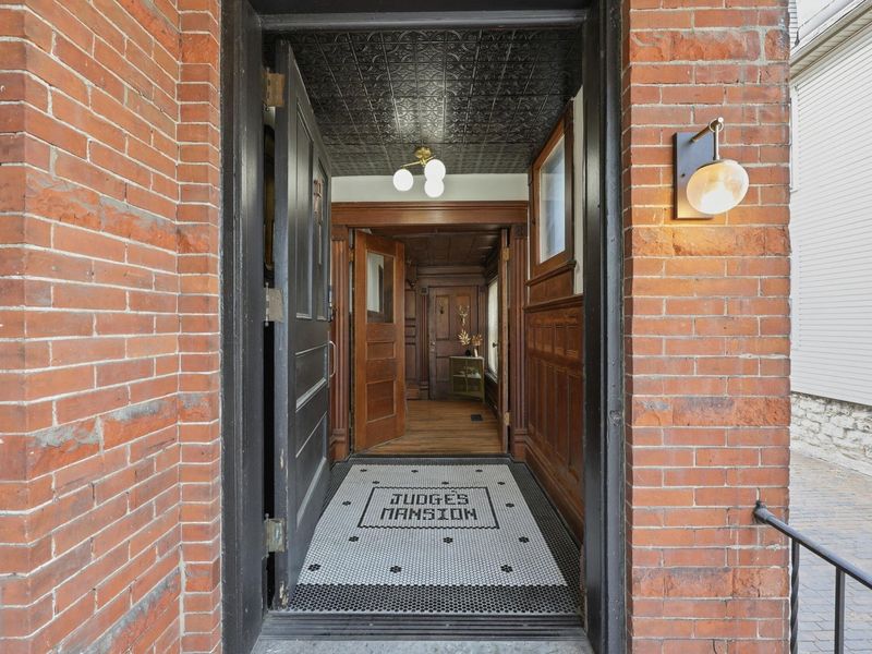 83 -87 Wilson Avenue, Columbus, OH 43205 Photo 2