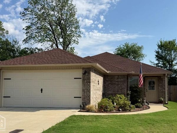 5727 Brookshire Drive, Jonesboro, AR 72401