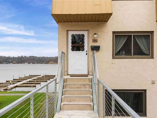 351 Bay Village Drive, Rochester, NY 14609