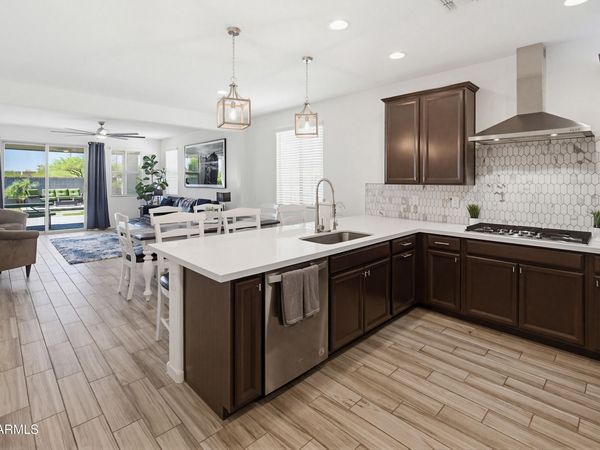 10857 W MARSHALL Avenue, Phoenix, AZ 85037