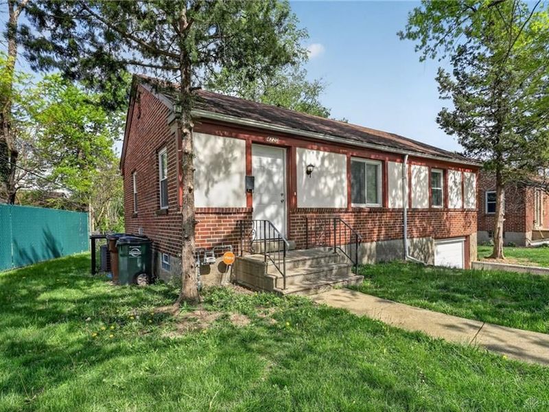 4220 Daleview Avenue, Harrison Township, OH 45405 Photo 3