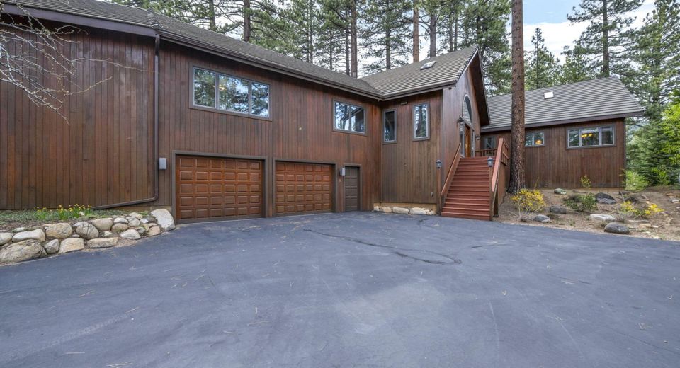 1300 Douglas Fir Drive, Reno, NV 89511 Photo