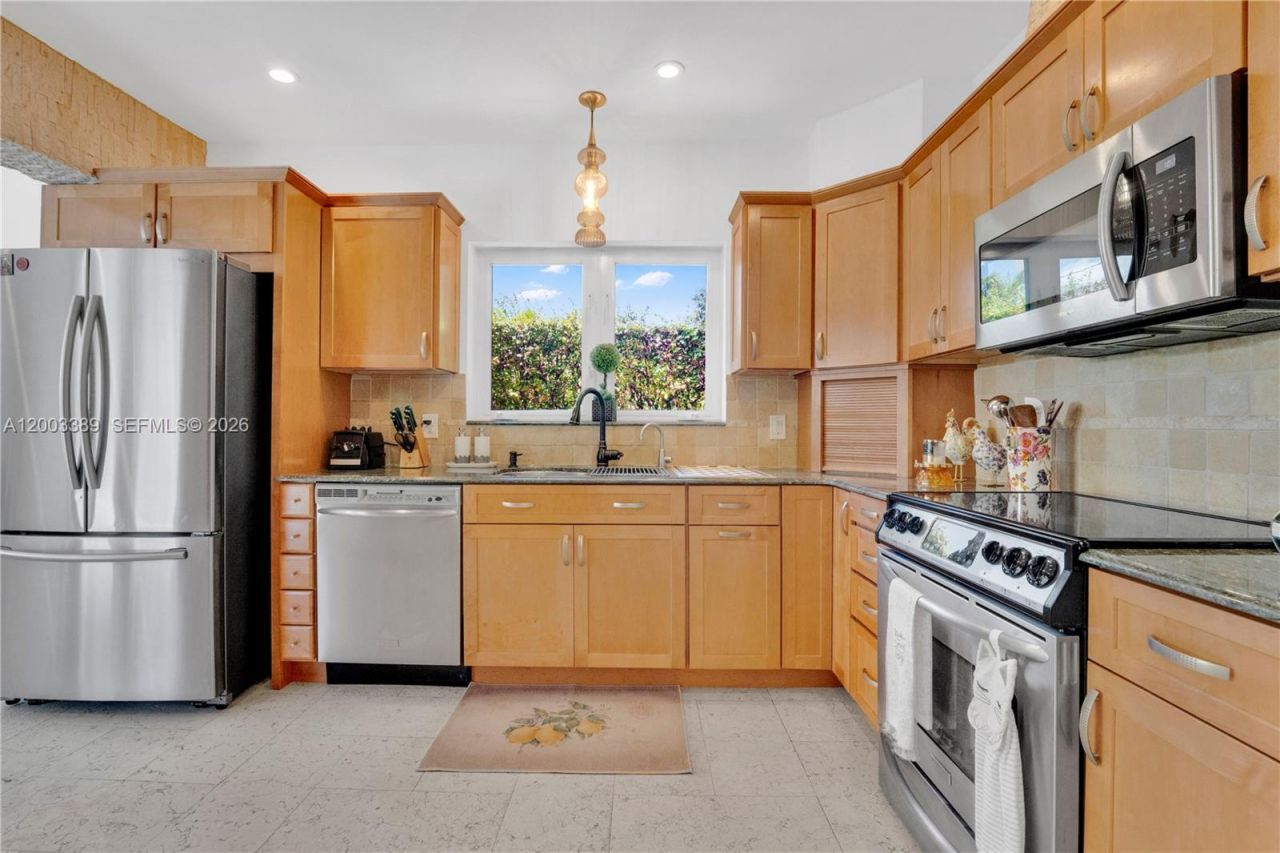 1524 Siena Ave, Coral Gables, FL 33146 Photo