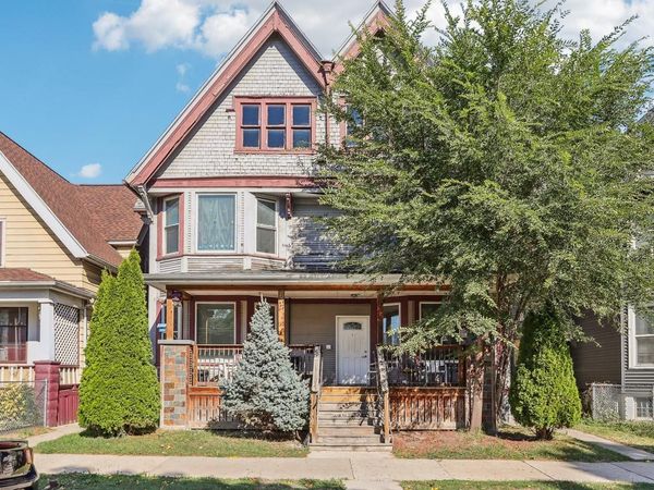 1022 W Madison STREET, Unit 1024, Milwaukee, WI 53204